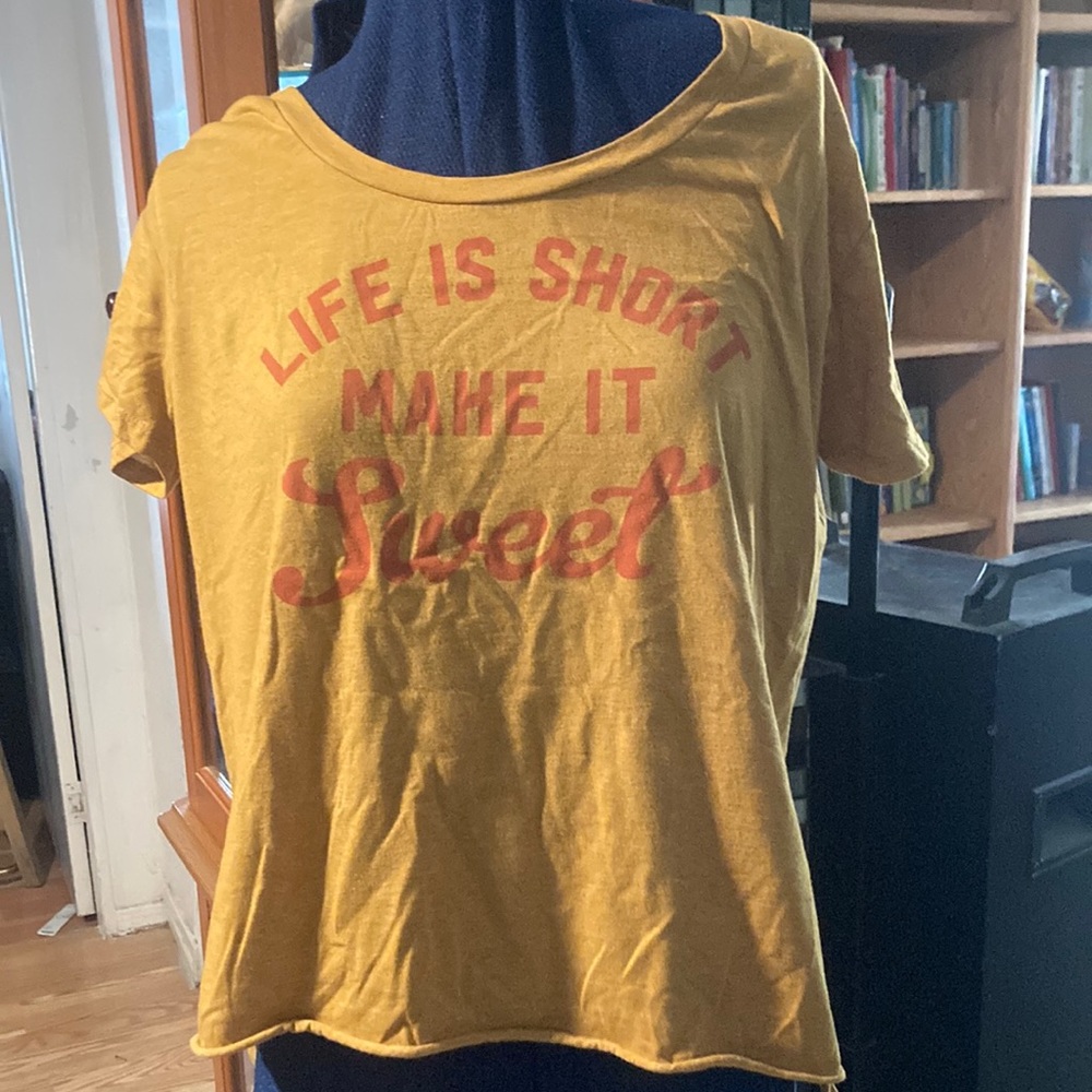 Tee-